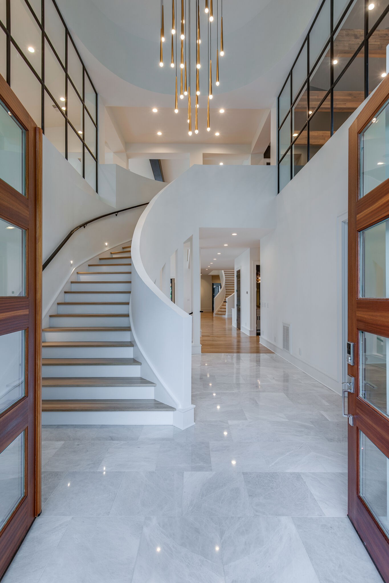 Photo by Soloman Davis, Showcase Photography